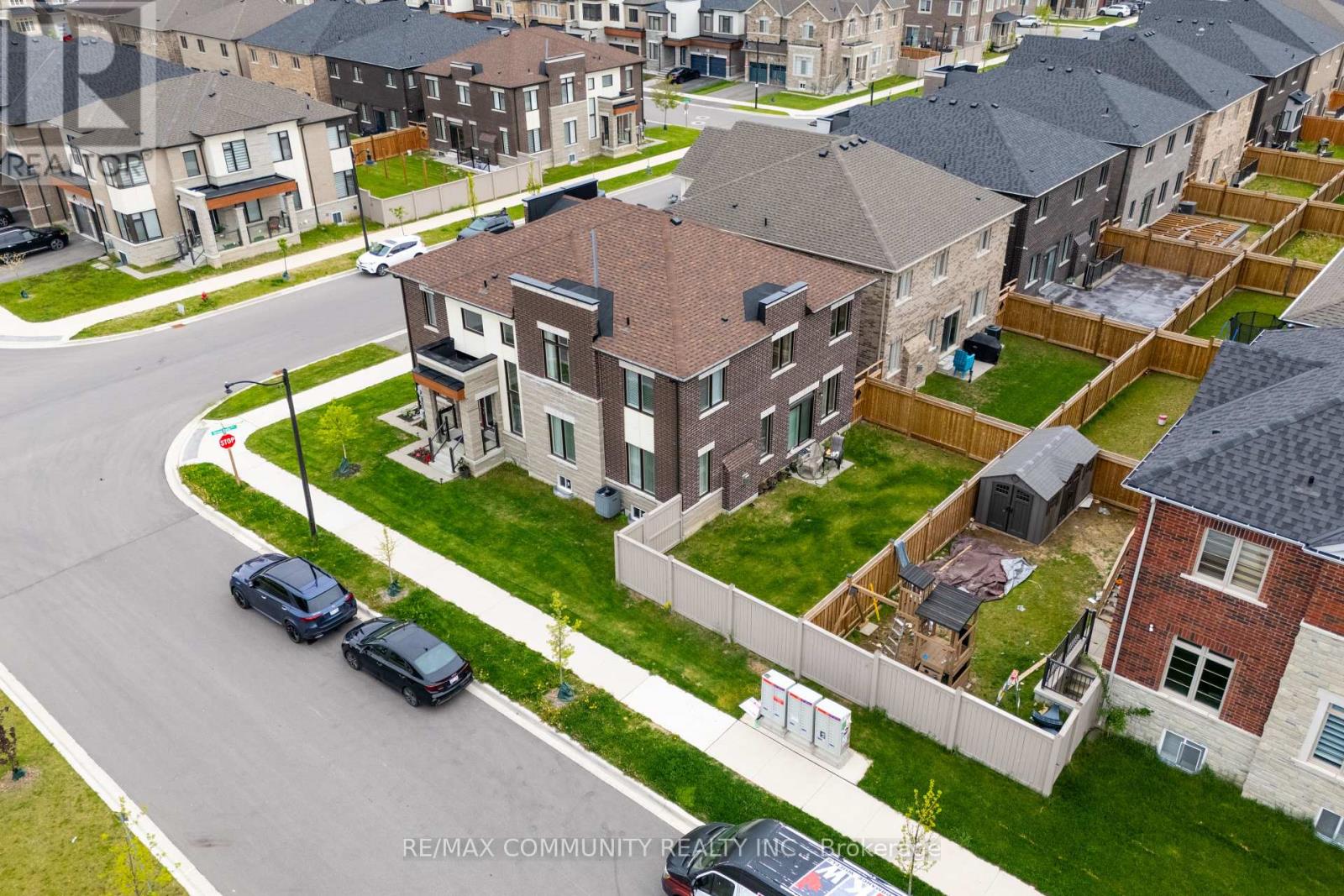 Property at 171 GREAT FALLS BOULEVARD image 3