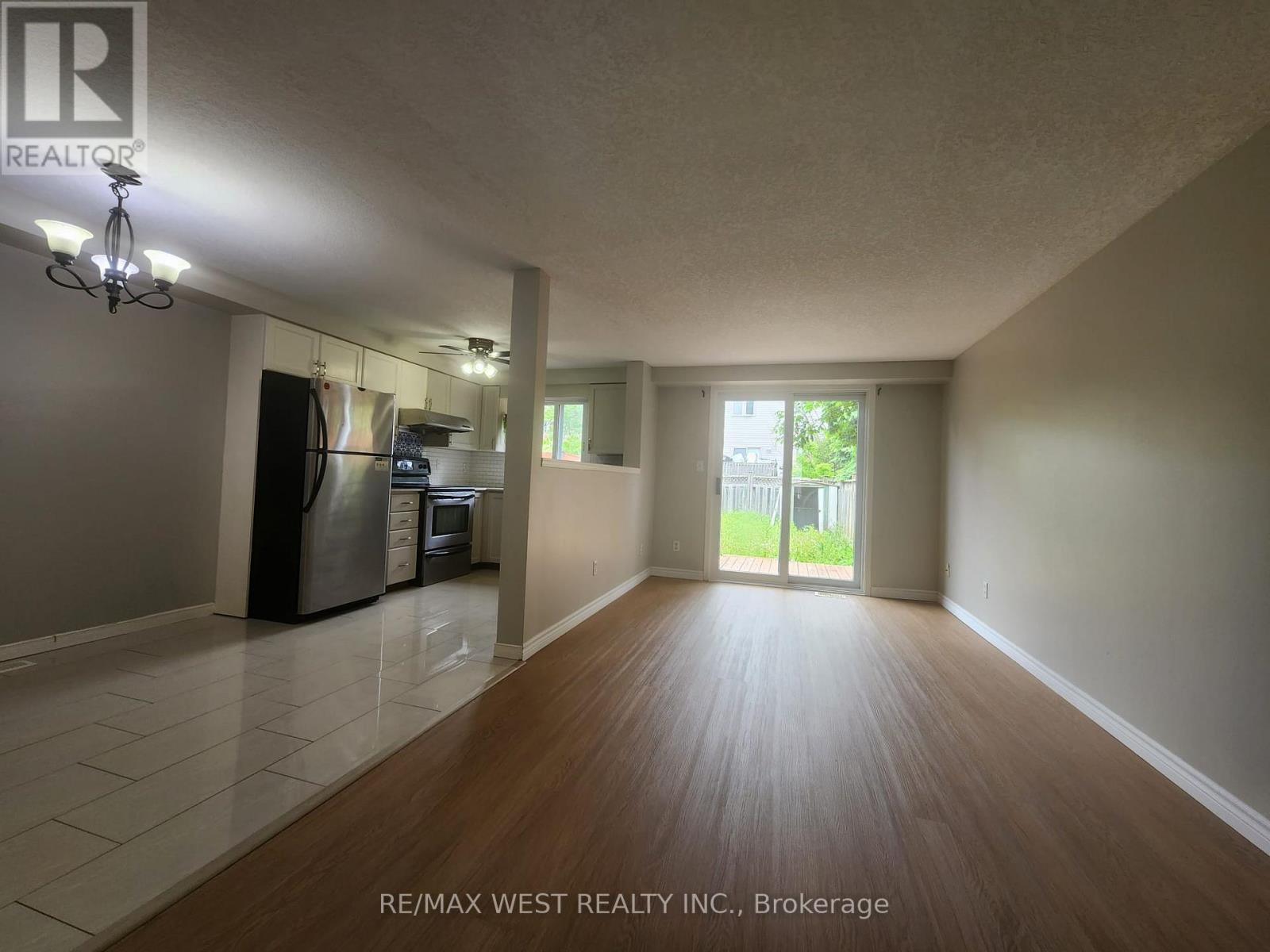 14 Copper Leaf Street, Kitchener, Ontario  N2E 3T4 - Photo 4 - X12189241