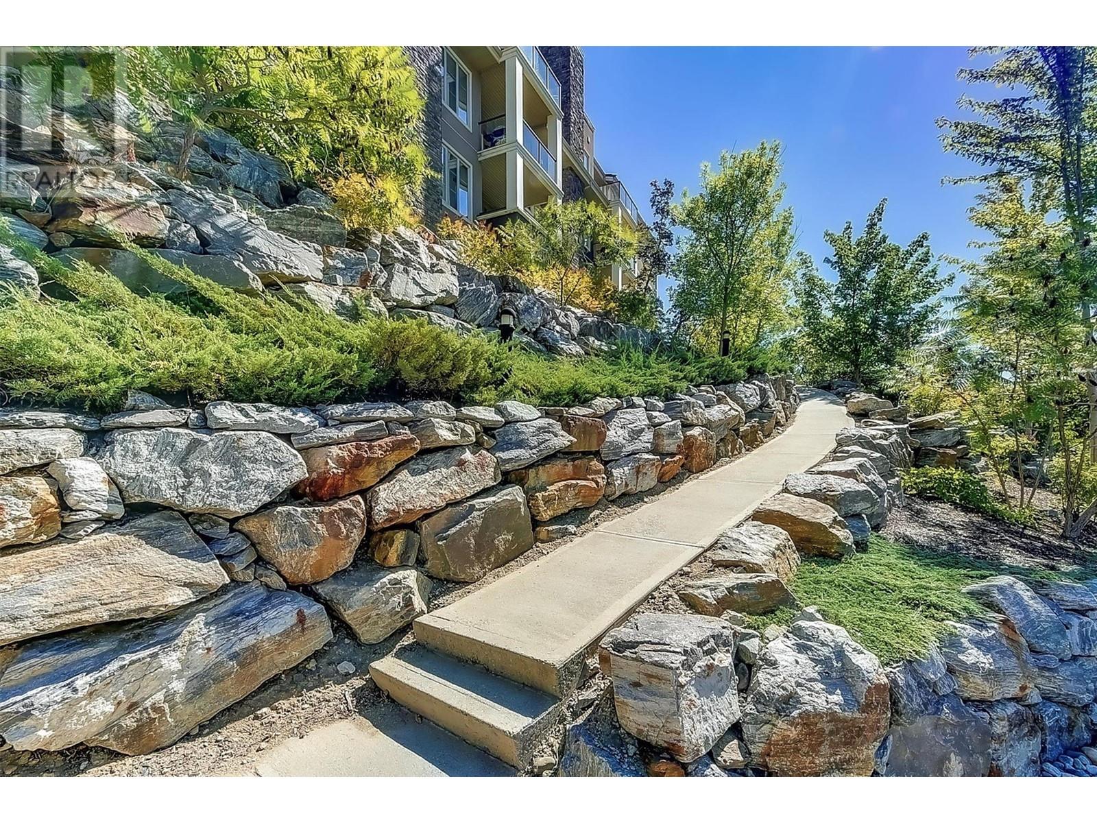1875 Country Club Drive Unit# 1417 Lot# 60, Kelowna, BC V1V2W7