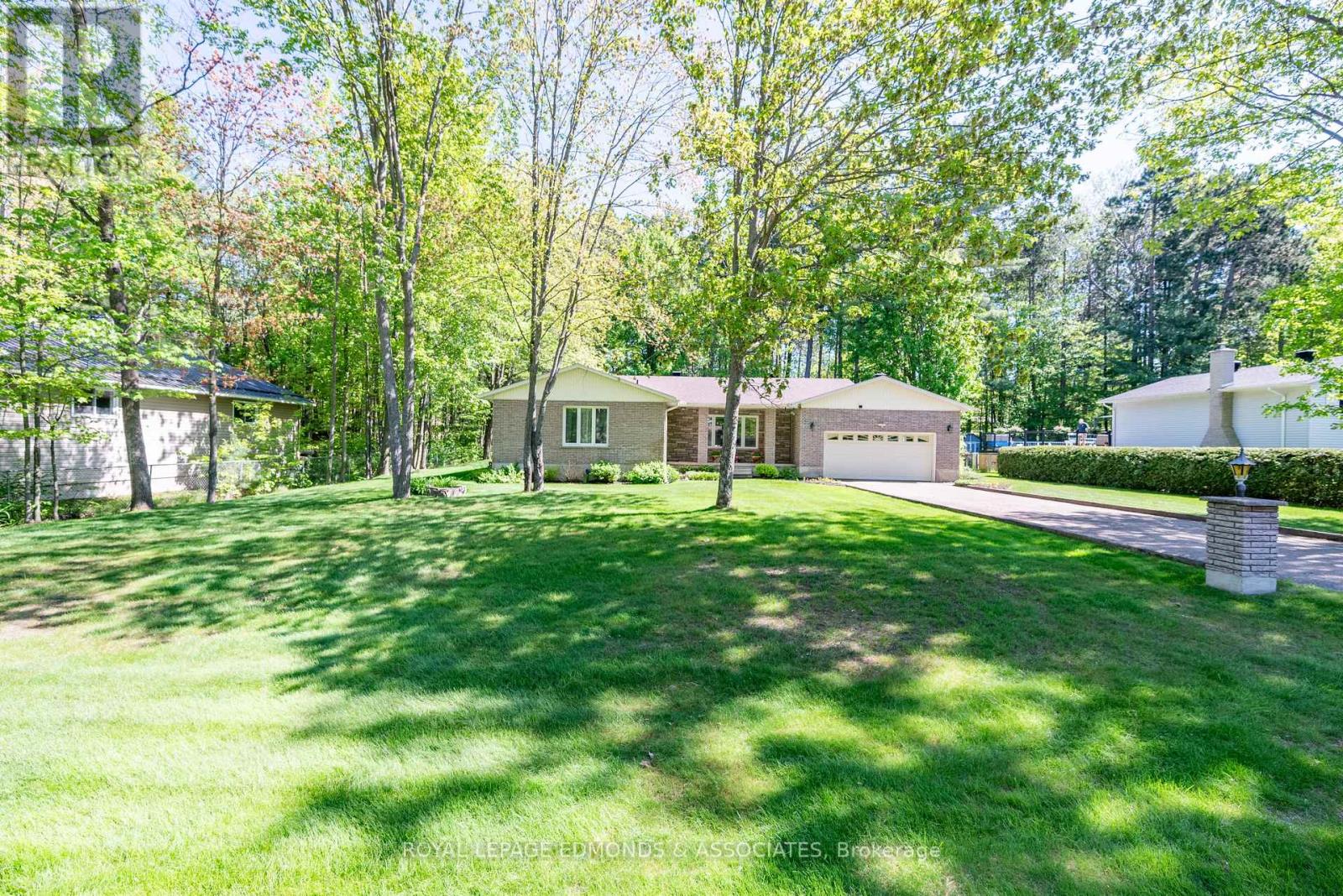 Property at 9 HERITAGE DRIVE image 3