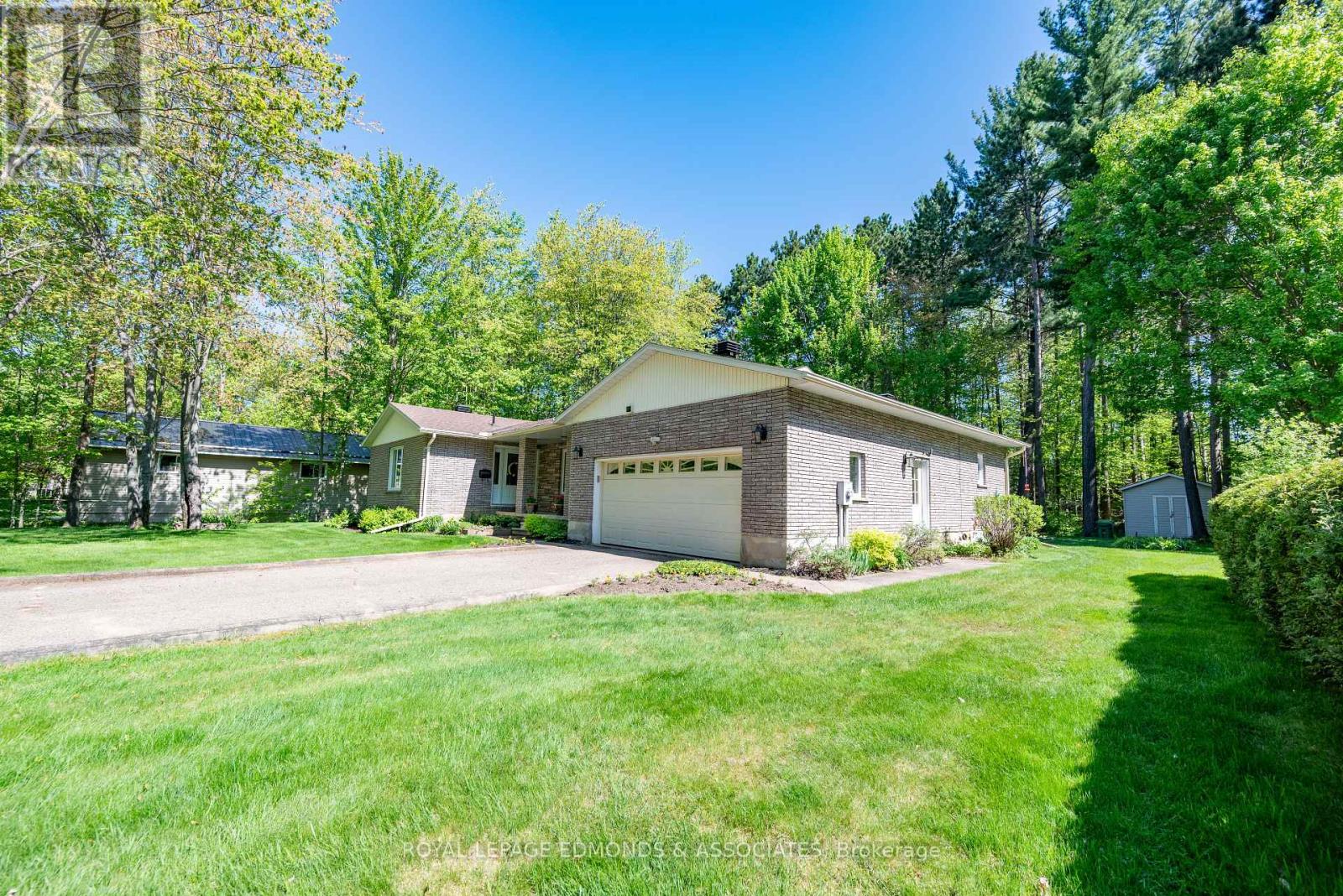 Property at 9 HERITAGE DRIVE image 5