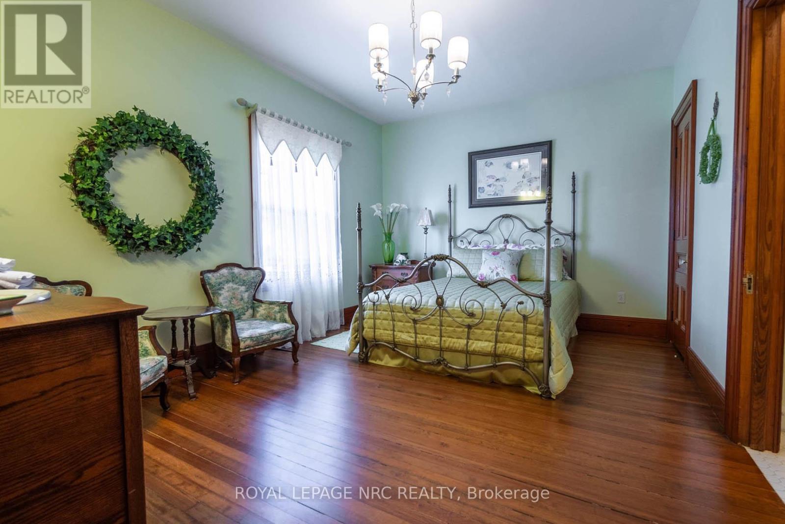 14902 Niagara River Parkway, Niagara-On-The-Lake, Ontario  L0S 1J0 - Photo 26 - X12189187