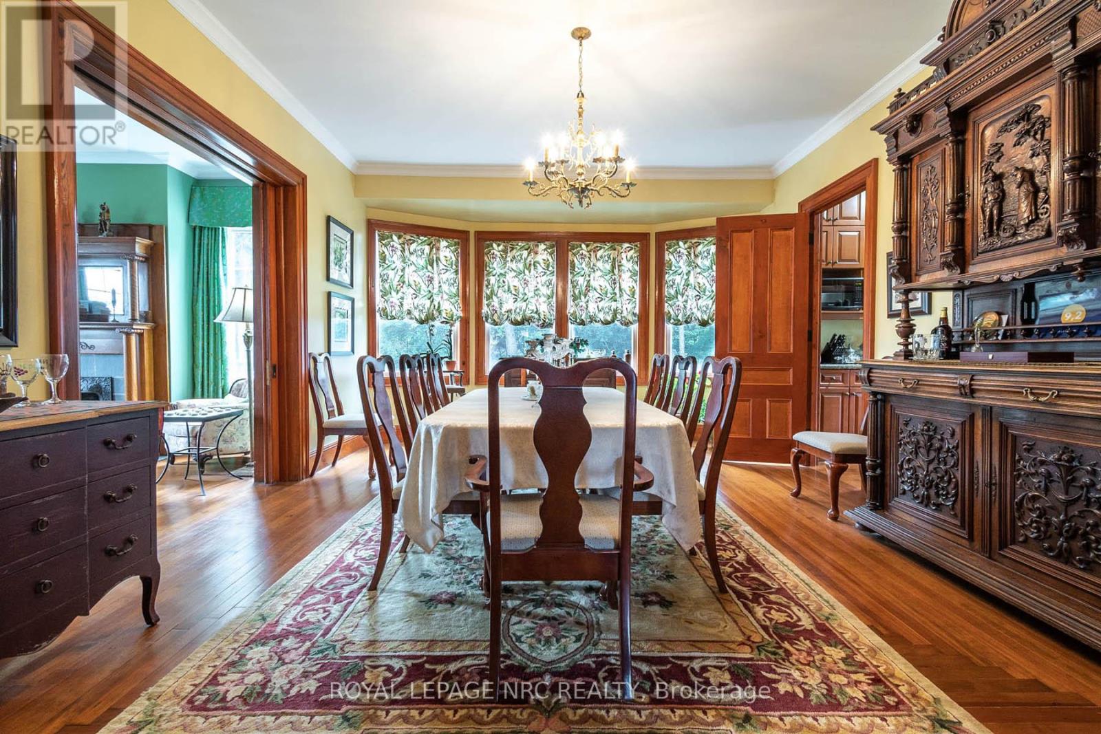 14902 Niagara River Parkway, Niagara-On-The-Lake, Ontario  L0S 1J0 - Photo 8 - X12189187