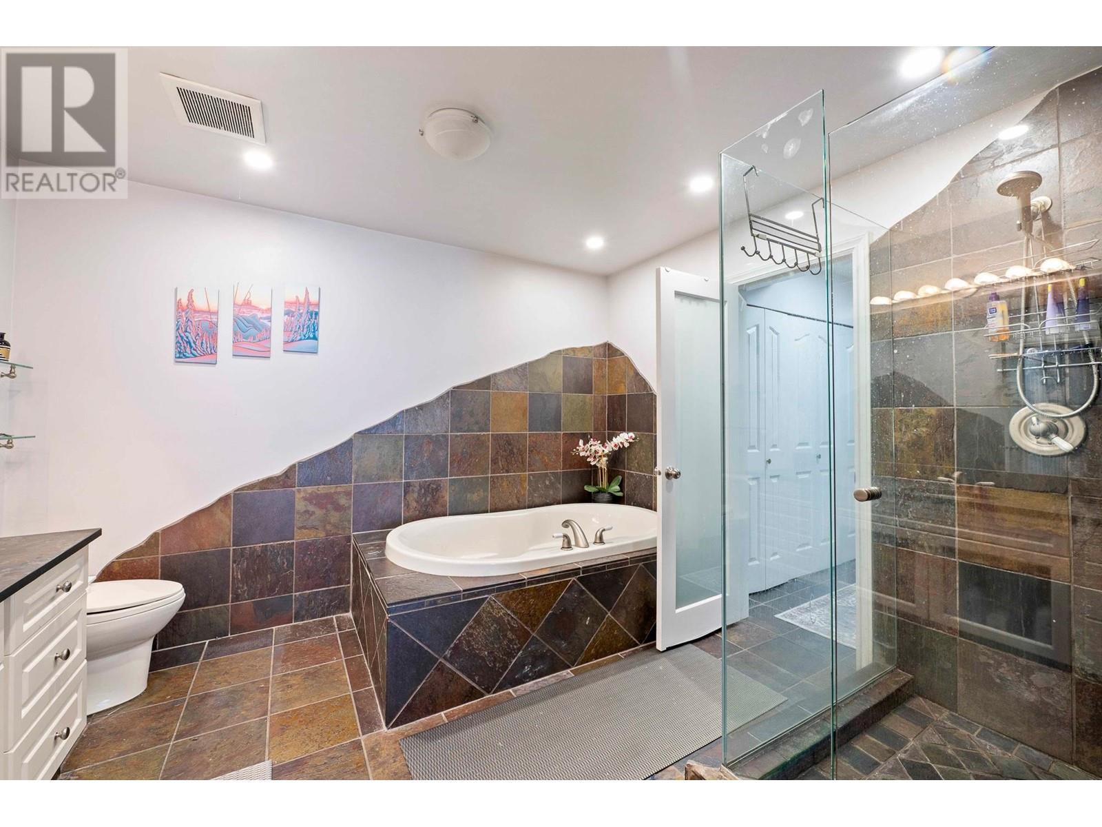 410 777 Eighth Street, New Westminster, British Columbia  V3M 3S7 - Photo 29 - R3009637