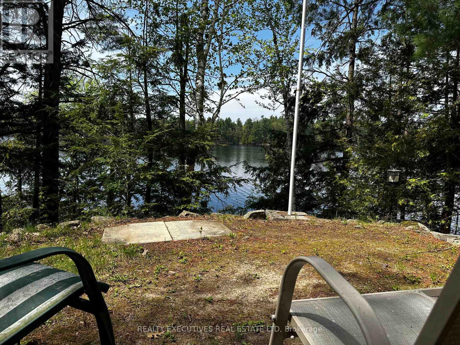 210 Birch Bay Lane S, Tay Valley, Ontario  K0H 2B0 - Photo 6 - X12189320