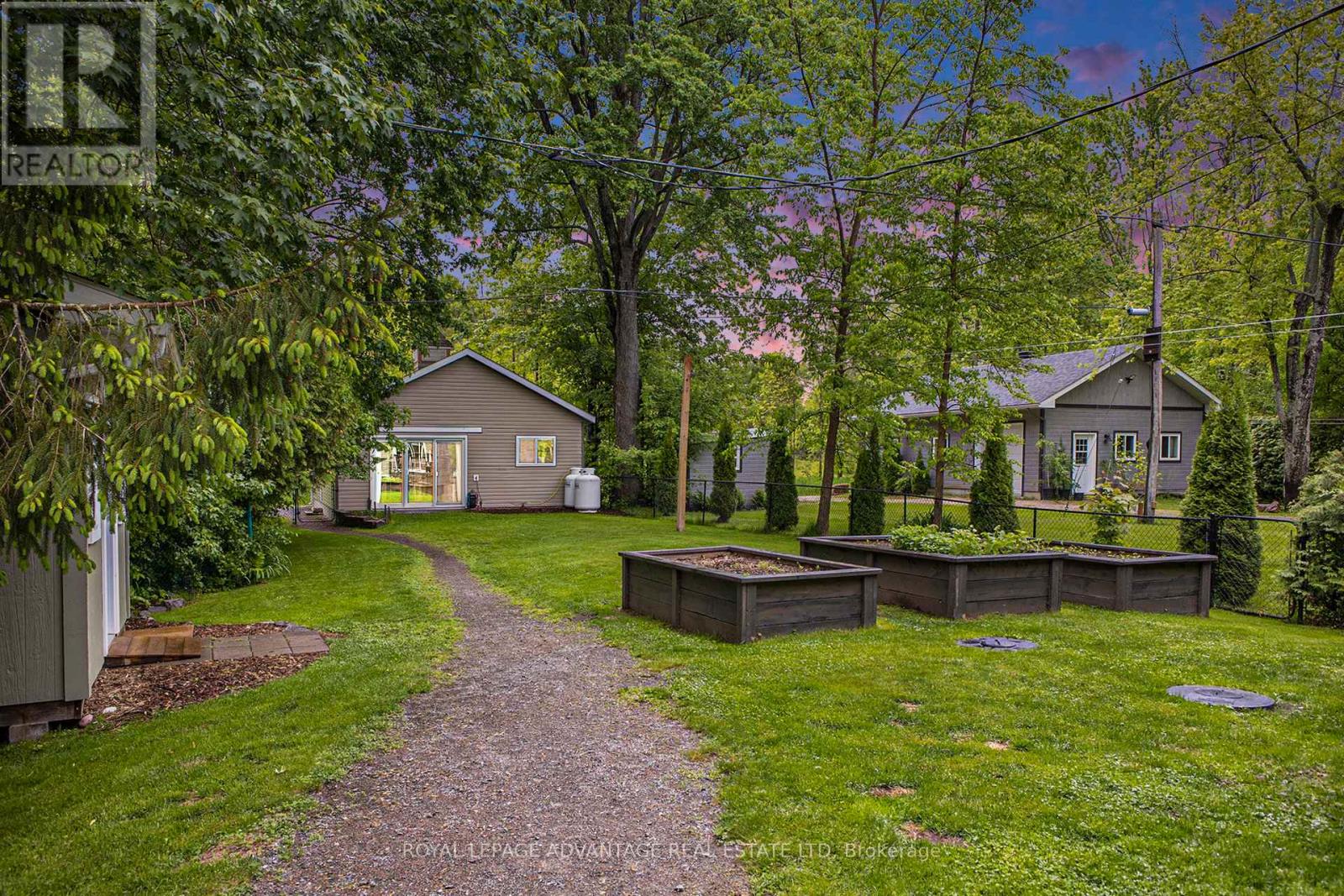 114 Birch Grove Lane, Drummond/north Elmsley, Ontario  K7H 3C8 - Photo 36 - X12189321