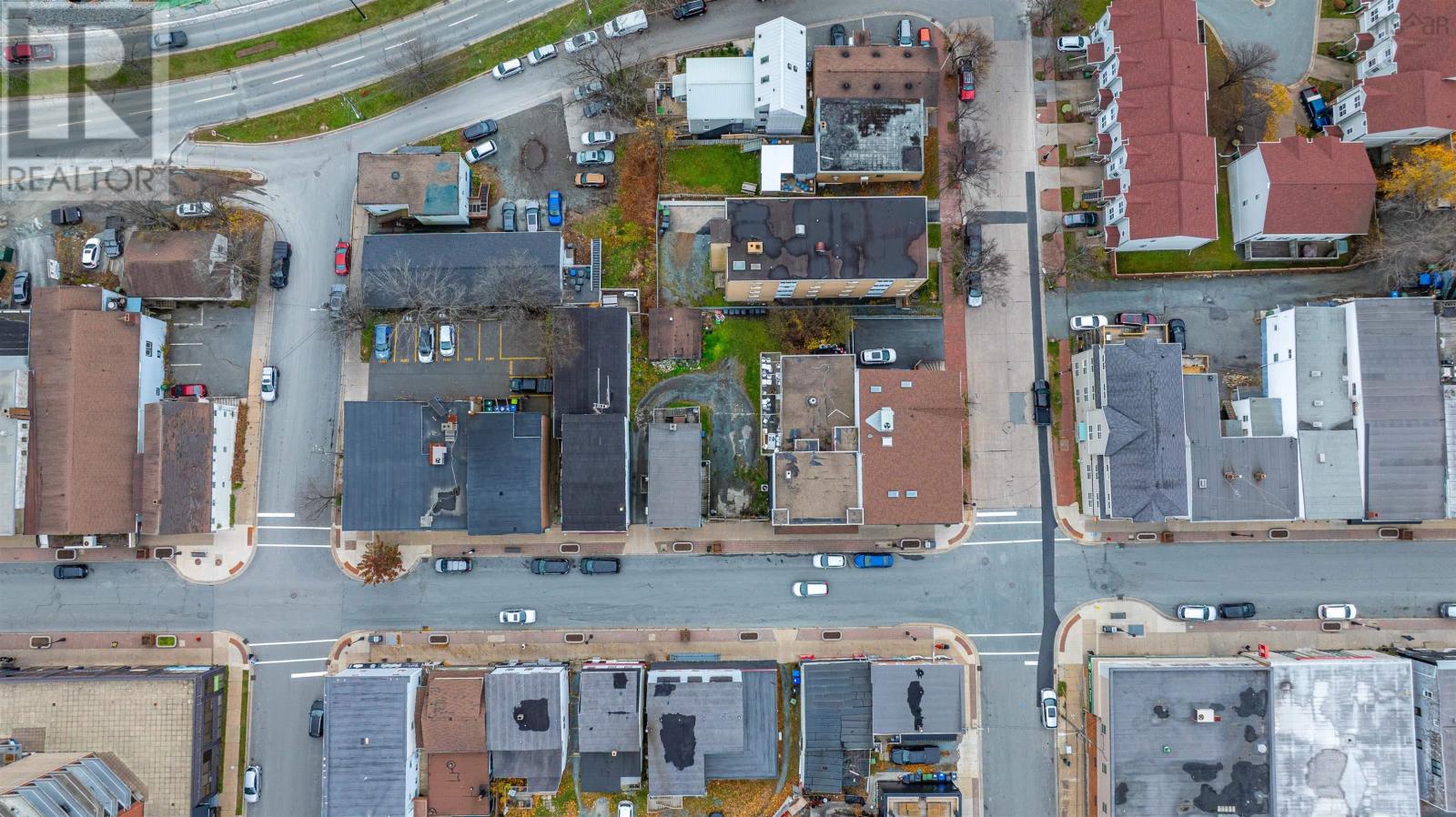 110-112 Portland Street, Dartmouth, Nova Scotia  B2Y 1H8 - Photo 2 - 202427886