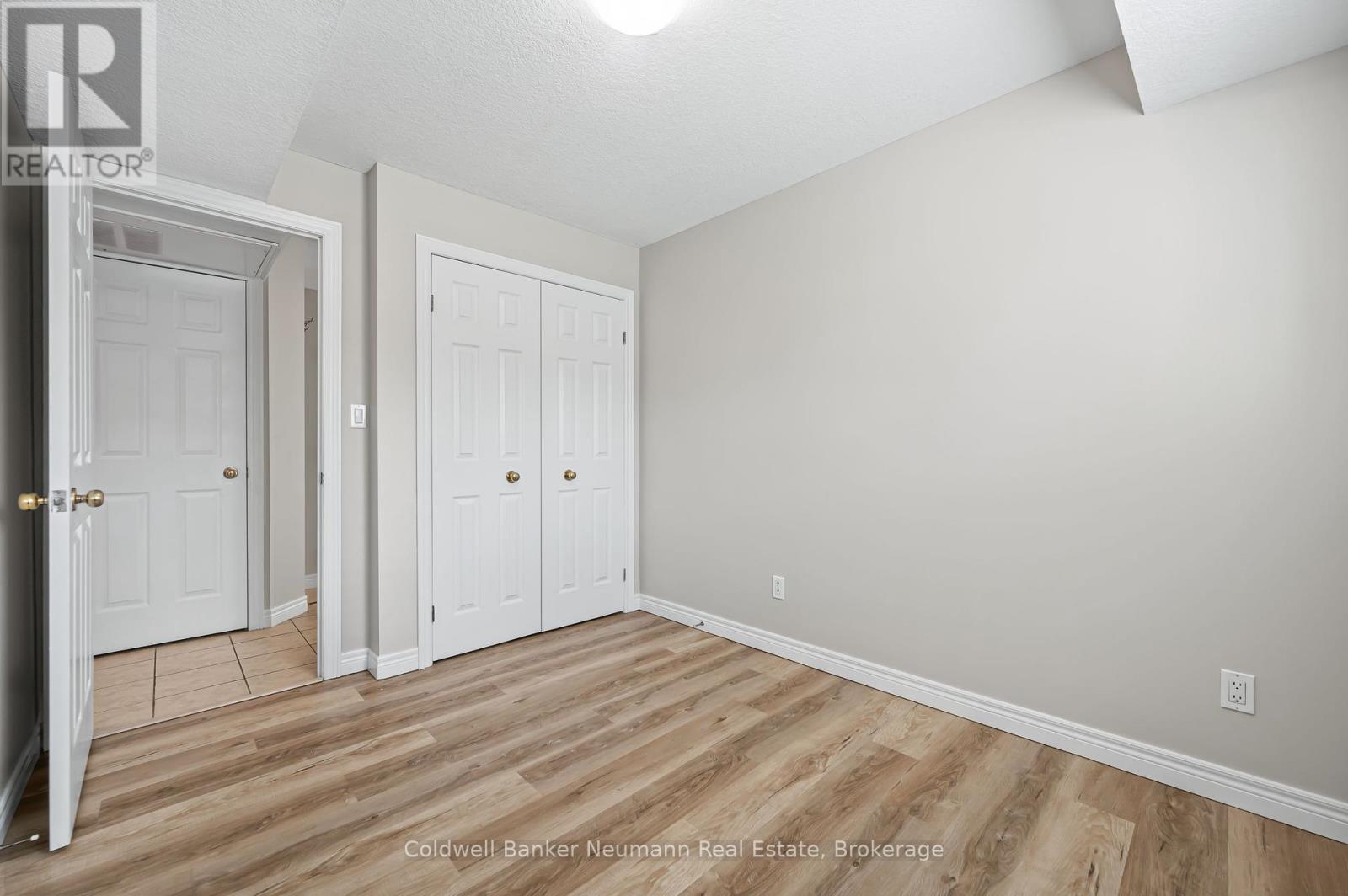 170 Weber Street E, Kitchener, Ontario  N2H 1E4 - Photo 24 - X12189218