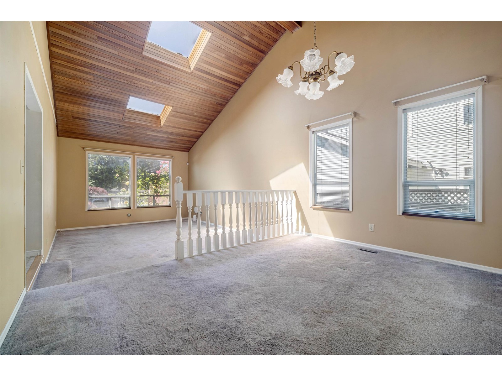 16097 10 Avenue, Surrey, British Columbia  V4A 1A7 - Photo 10 - R3008130