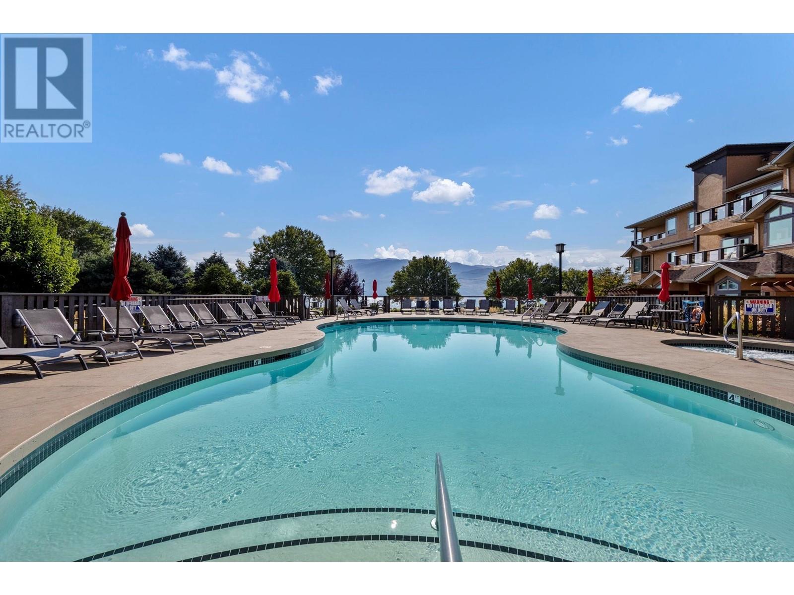 3996 Beach Avenue Unit# 122, Peachland, British Columbia