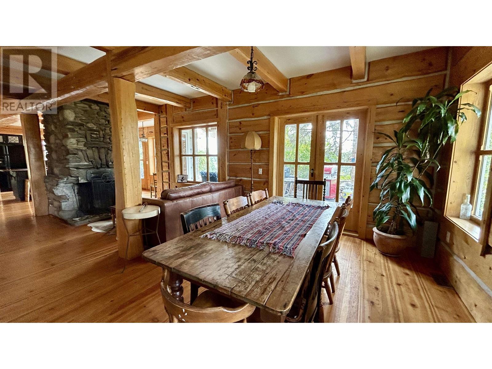 4802 Hamilton Road, Lac La Hache, British Columbia  V0K 1T0 - Photo 15 - R3009690