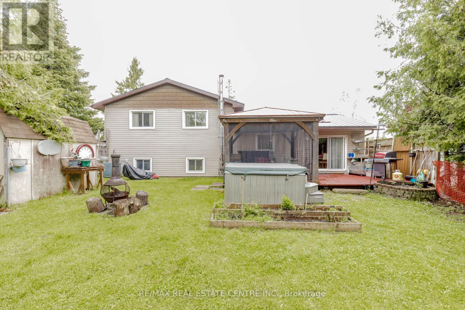 14 Pine Court, Southgate, Ontario  N0C 1B0 - Photo 27 - X12185550