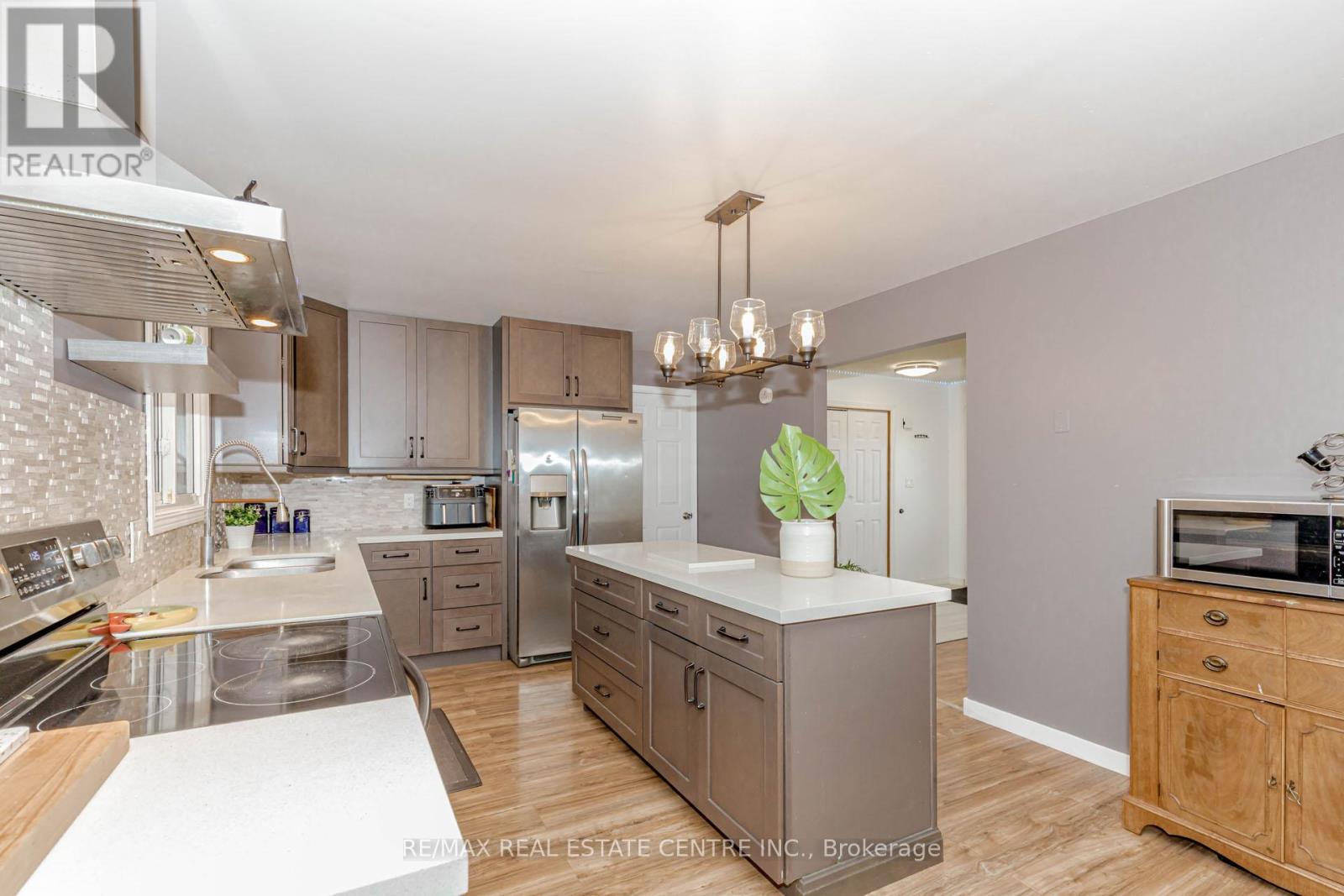 14 Pine Court, Southgate, Ontario  N0C 1B0 - Photo 12 - X12185550
