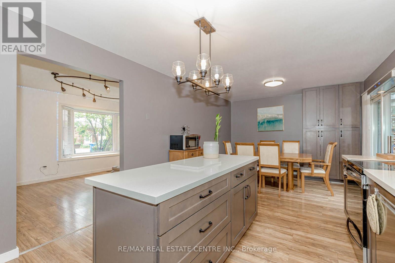 14 Pine Court, Southgate, Ontario  N0C 1B0 - Photo 13 - X12185550