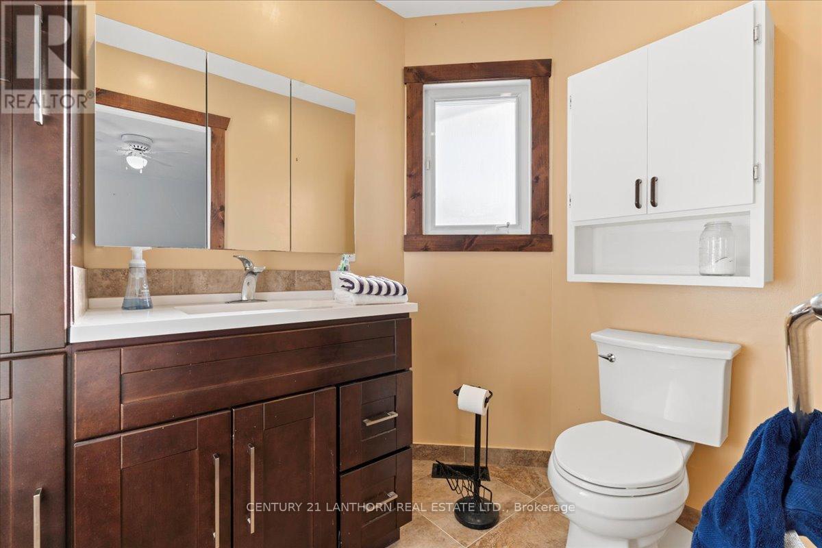 9 Reynolds Place, Prince Edward County, Ontario  K0K 3L0 - Photo 9 - X11941422