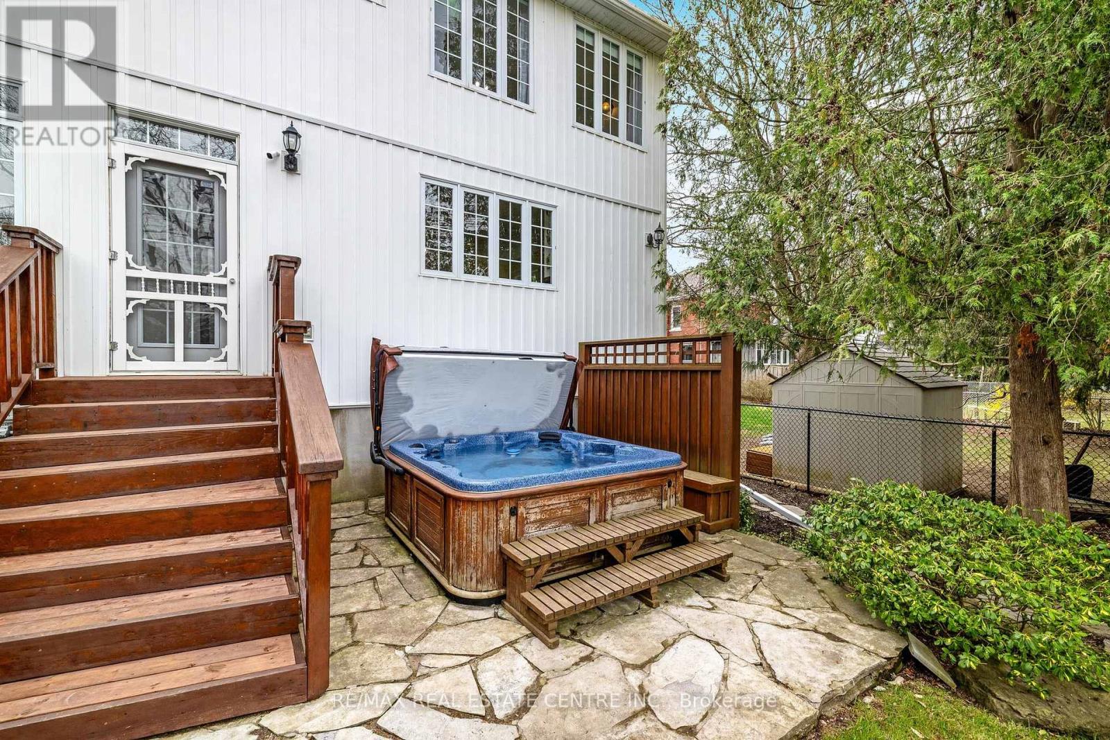 168 Palmer Street, Guelph, Ontario  N1E 2R6 - Photo 43 - X12161572
