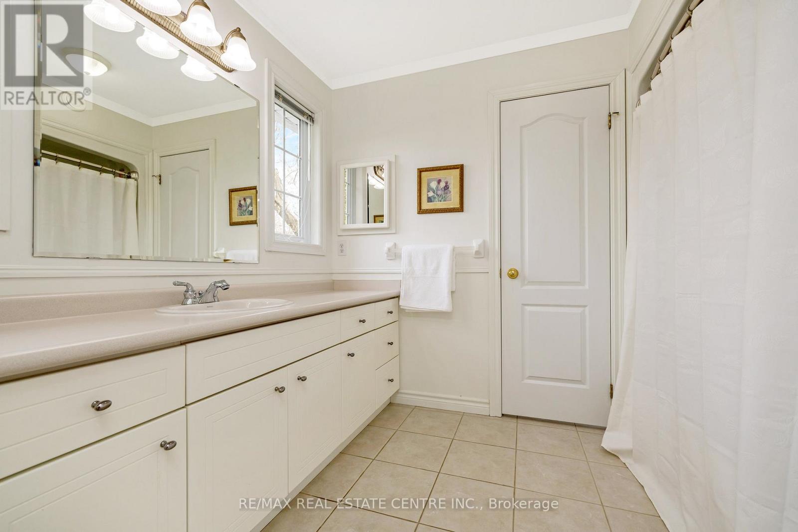 168 Palmer Street, Guelph, Ontario  N1E 2R6 - Photo 33 - X12161572