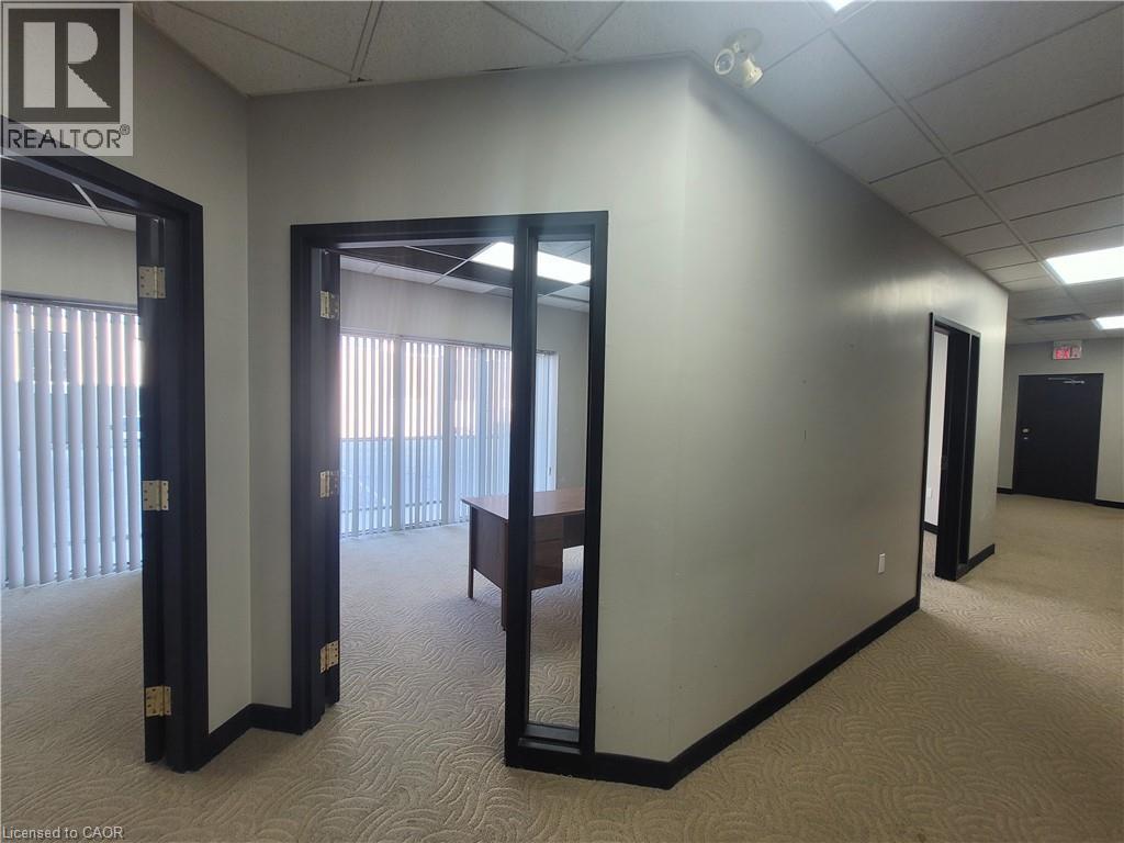 1160 Blair Road Unit# J, Burlington, Ontario  L7M 1K9 - Photo 9 - 40700690