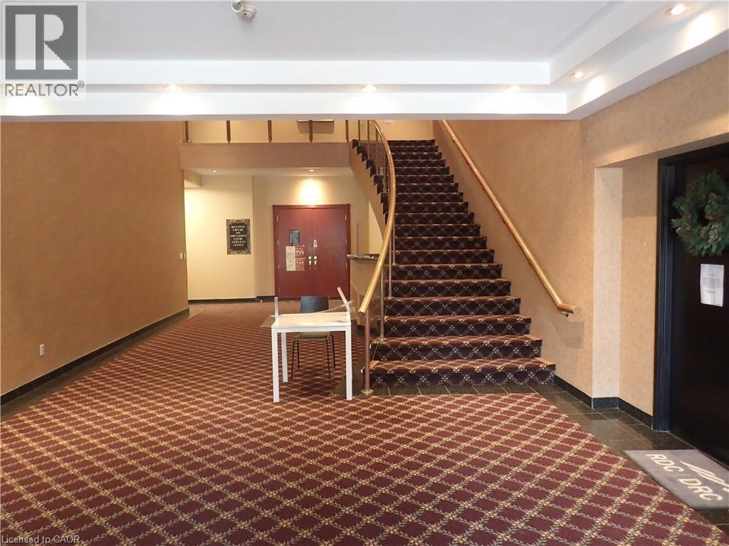 1160 Blair Road Unit# J, Burlington, Ontario  L7M 1K9 - Photo 5 - 40700690