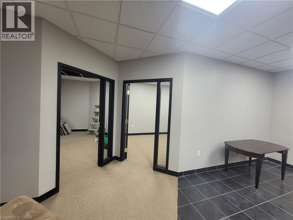 1160 Blair Road Unit# J, Burlington, Ontario  L7M 1K9 - Photo 7 - 40700690
