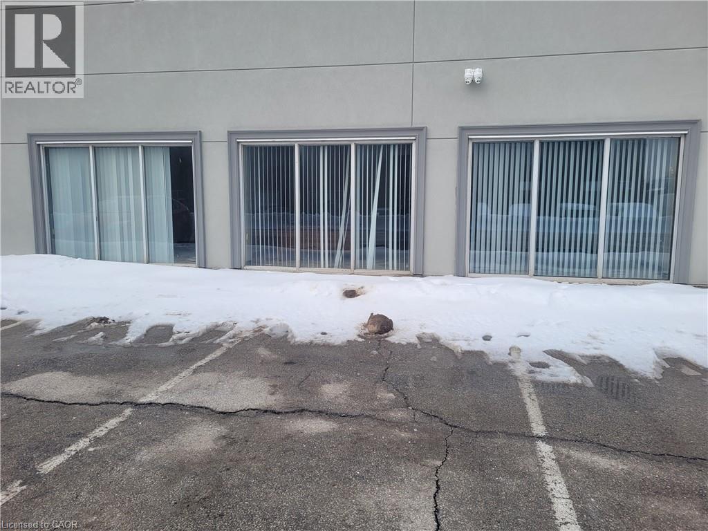 1160 Blair Road Unit# J, Burlington, Ontario  L7M 1K9 - Photo 4 - 40700690