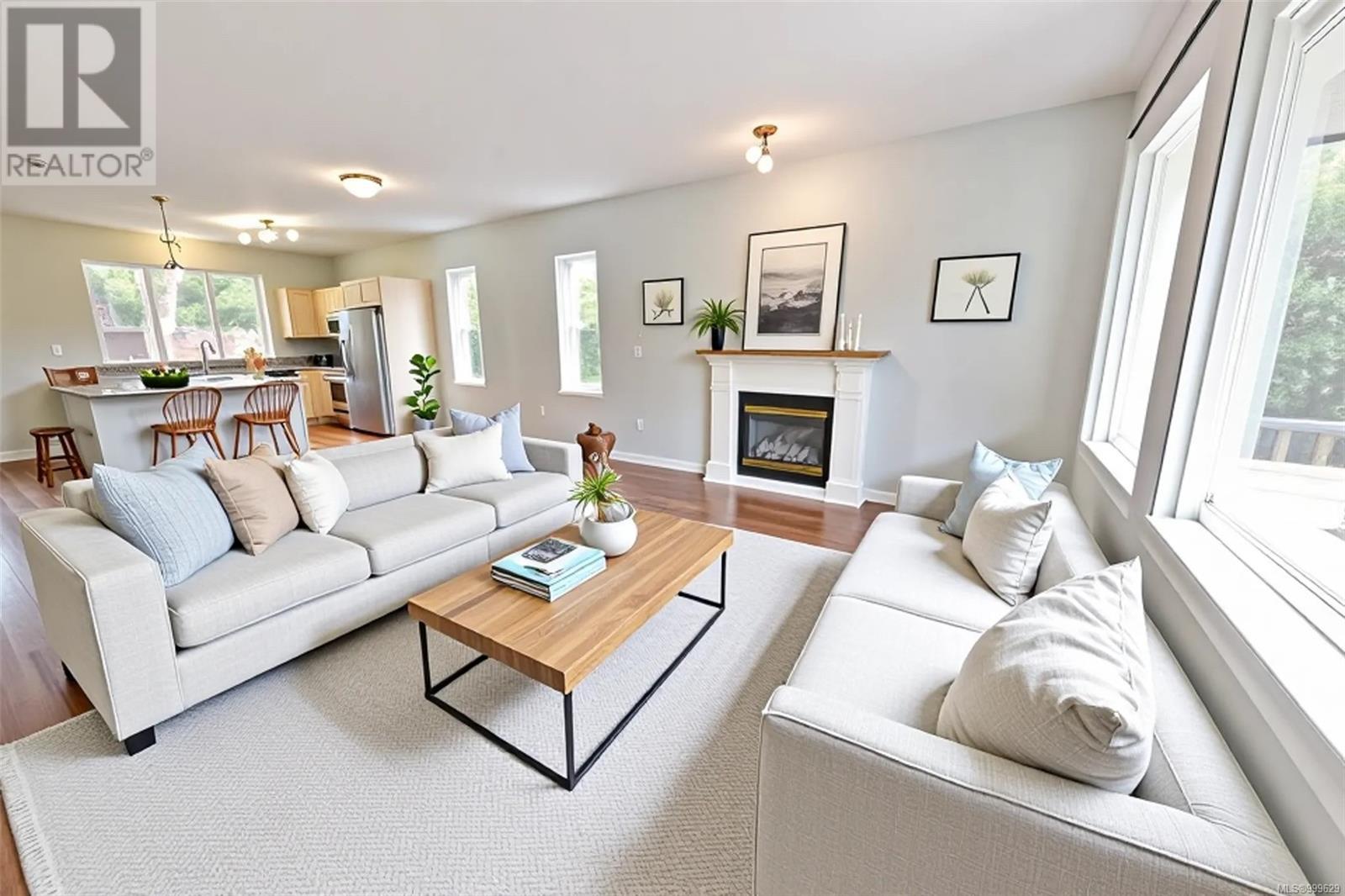 645 Shore Pine Cres, Tofino, British Columbia  V0R 2Z0 - Photo 3 - 999629