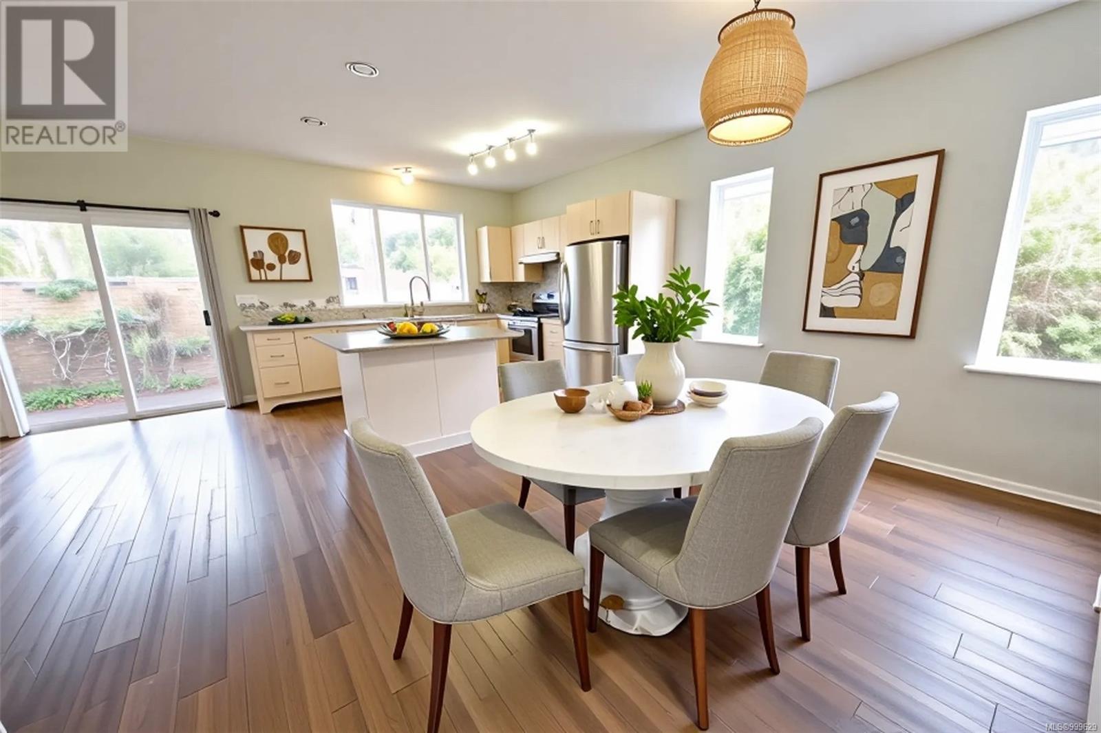 645 Shore Pine Cres, Tofino, British Columbia  V0R 2Z0 - Photo 6 - 999629