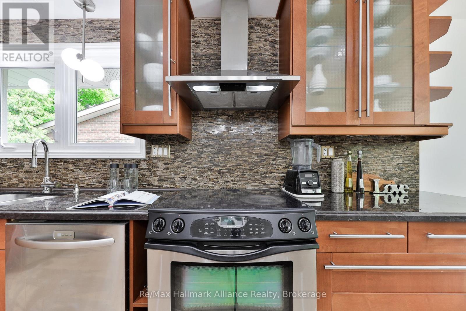 495 Brookmill Road, Oakville, Ontario  L6J 5K6 - Photo 12 - W12188000