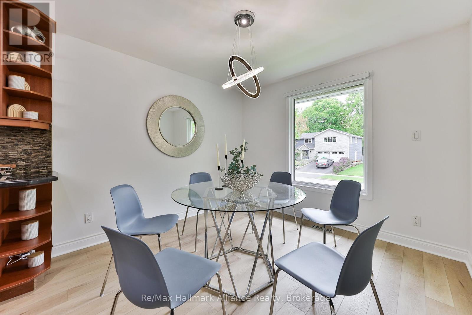 495 Brookmill Road, Oakville, Ontario  L6J 5K6 - Photo 7 - W12188000