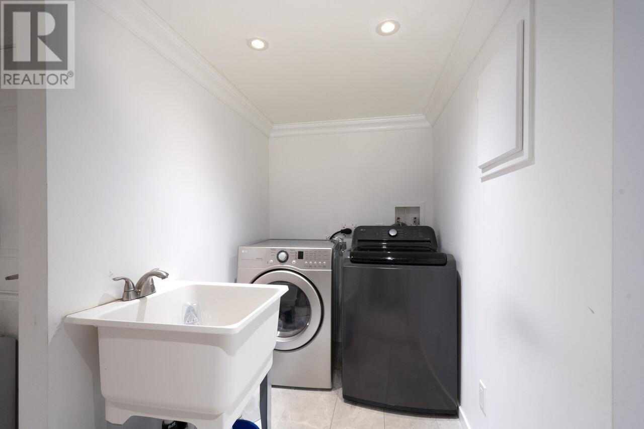 933 Fifth Street, New Westminster, British Columbia  V3L 2Y5 - Photo 30 - R2992325