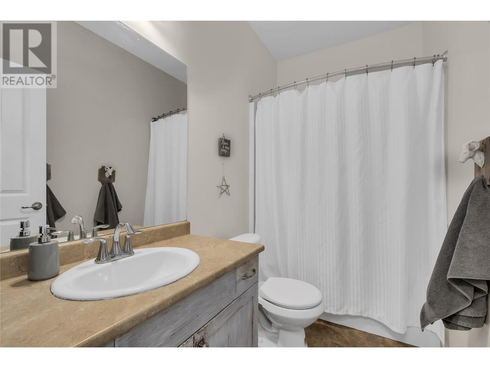 737 Kuipers Crescent Kelowna Photo 40