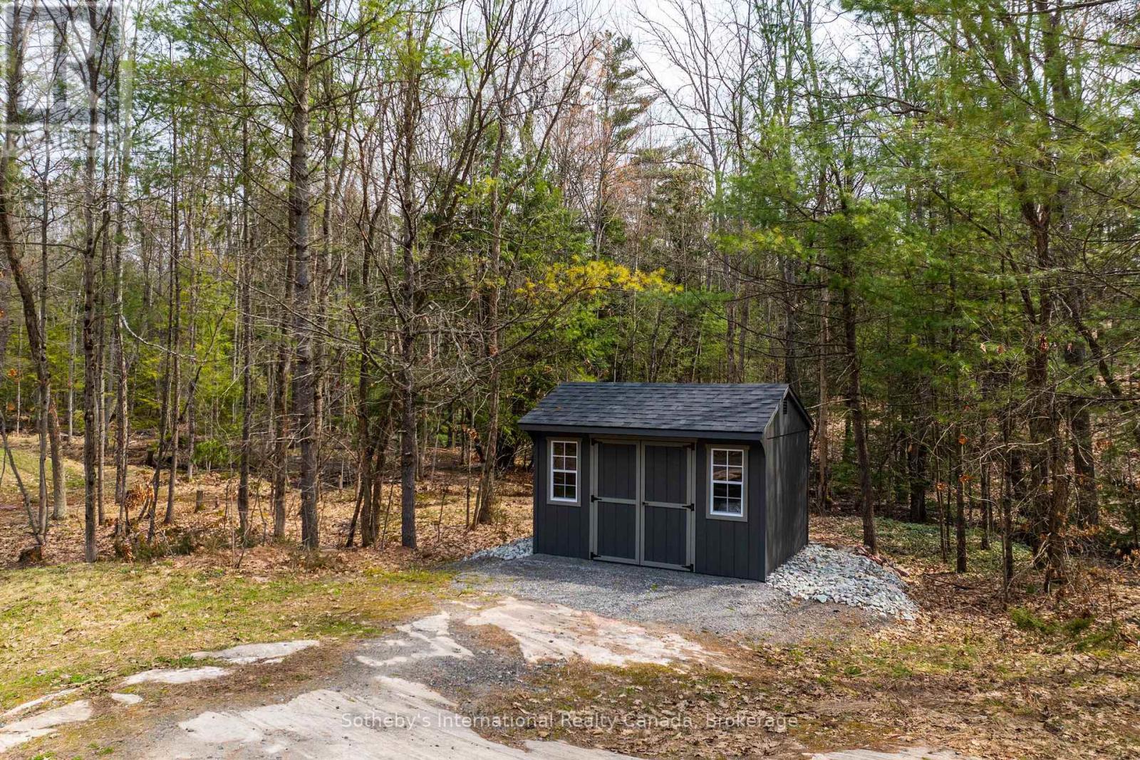 1532 Southwood Road, Gravenhurst, Ontario  P0E 1G0 - Photo 26 - X12169696