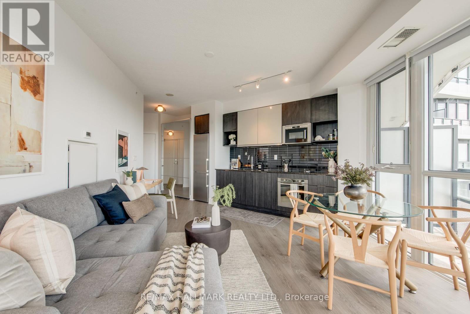 923 - 99 The Donway W Way, Toronto, Ontario  M3C 0N8 - Photo 4 - C12188212