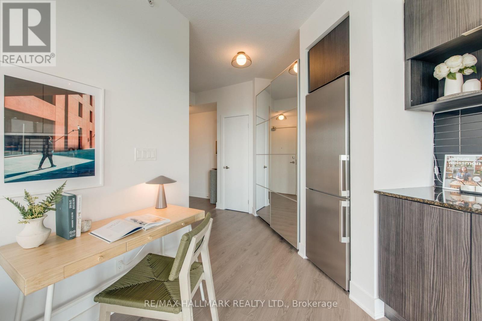 923 - 99 The Donway W Way, Toronto, Ontario  M3C 0N8 - Photo 5 - C12188212