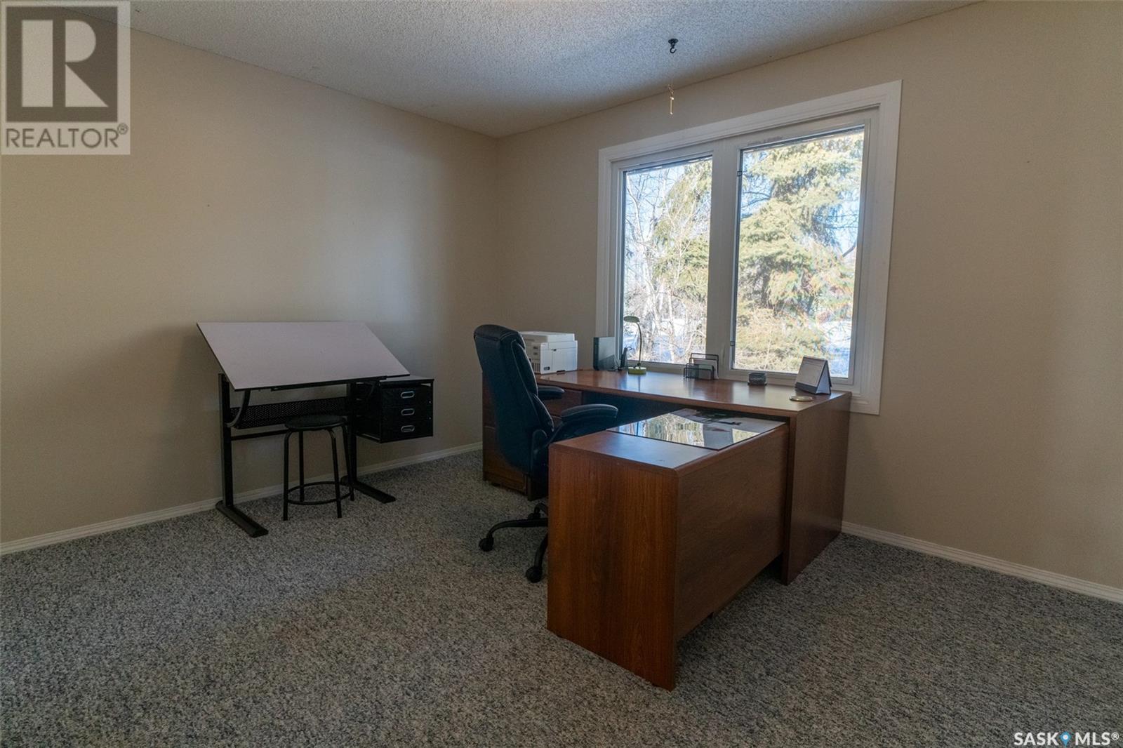 706 2nd Avenue, Borden, Saskatchewan  S0K 0N0 - Photo 18 - SK998948