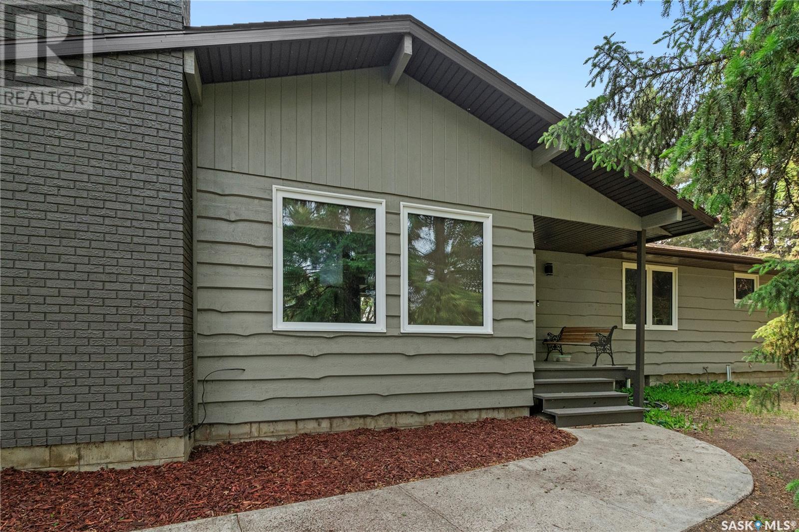 706 2nd Avenue, Borden, Saskatchewan  S0K 0N0 - Photo 41 - SK998948
