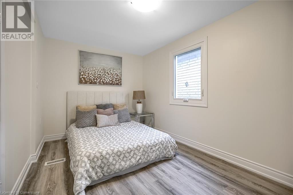 230 Mcanulty Boulevard, Hamilton, Ontario  L8H 3J1 - Photo 18 - 40736148