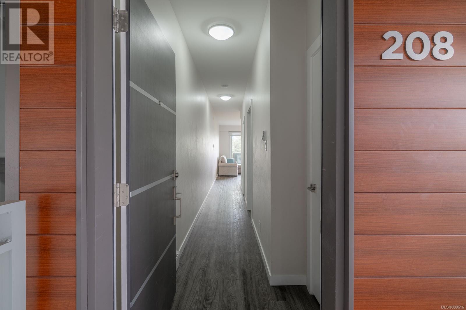 Property at 208 91 Chapel St image 2