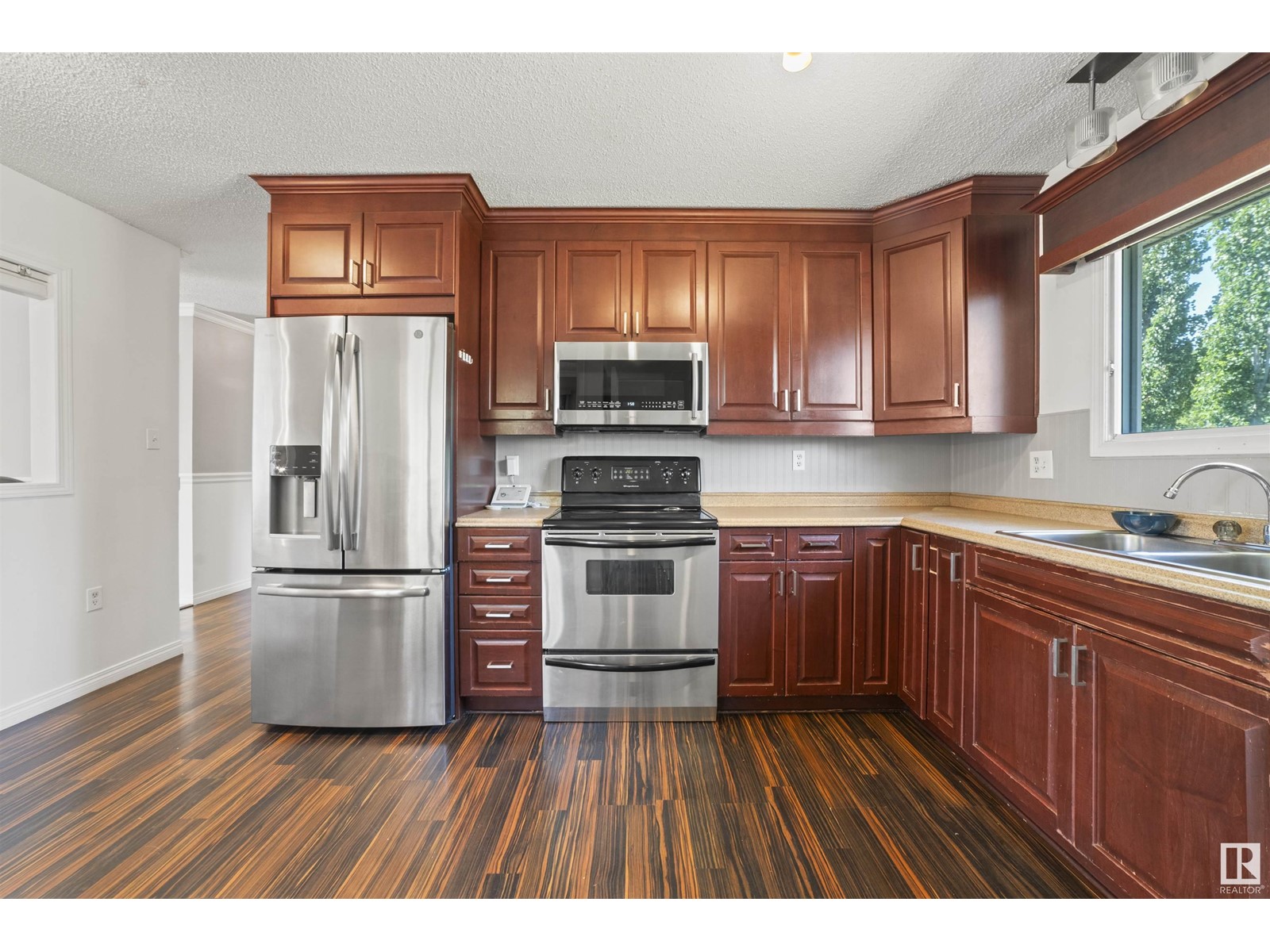 2727 83 Street Nw, Edmonton, Alberta  T6K 3G7 - Photo 15 - E4439034