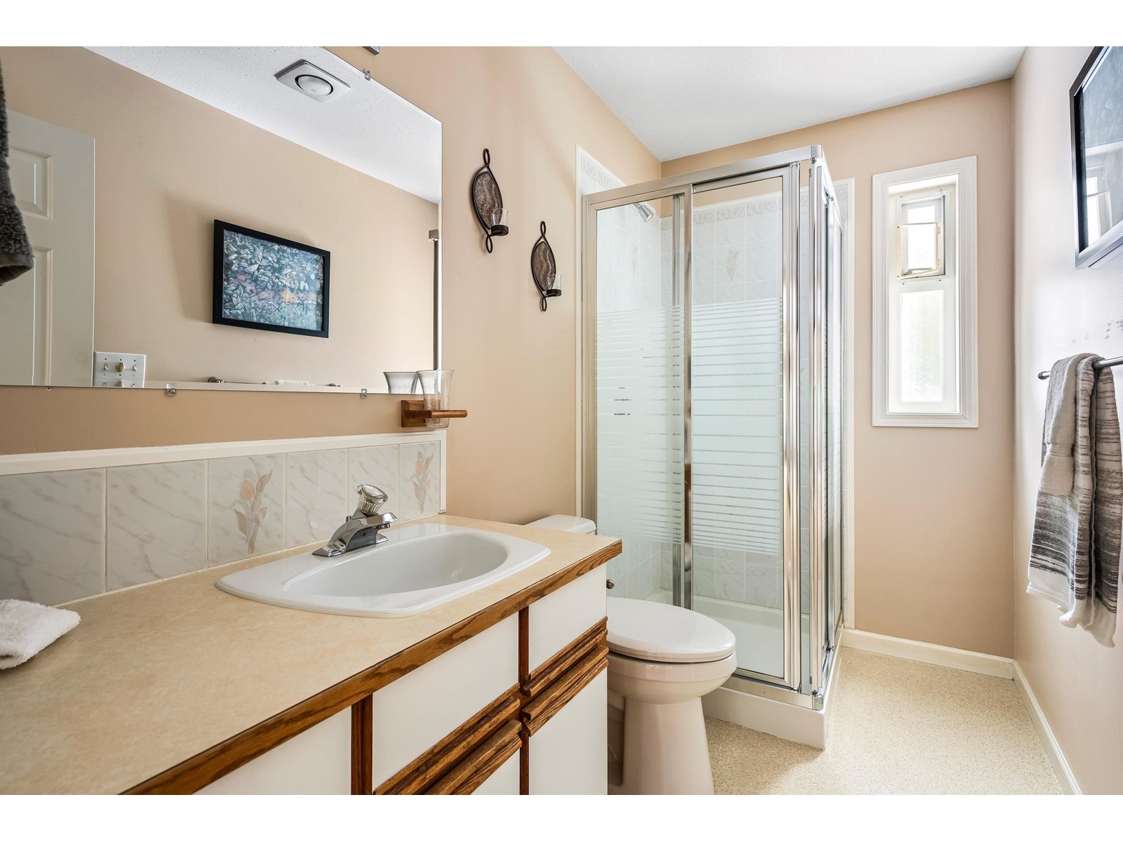 8486 Huckleberry Place, Chilliwack Mountain, Chilliwack, British Columbia  V2R 4A3 - Photo 15 - R3009399