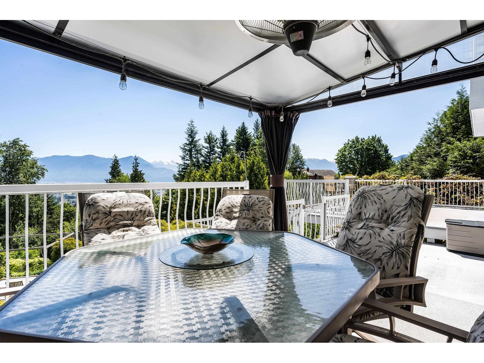 8486 Huckleberry Place, Chilliwack Mountain, Chilliwack, British Columbia  V2R 4A3 - Photo 34 - R3009399