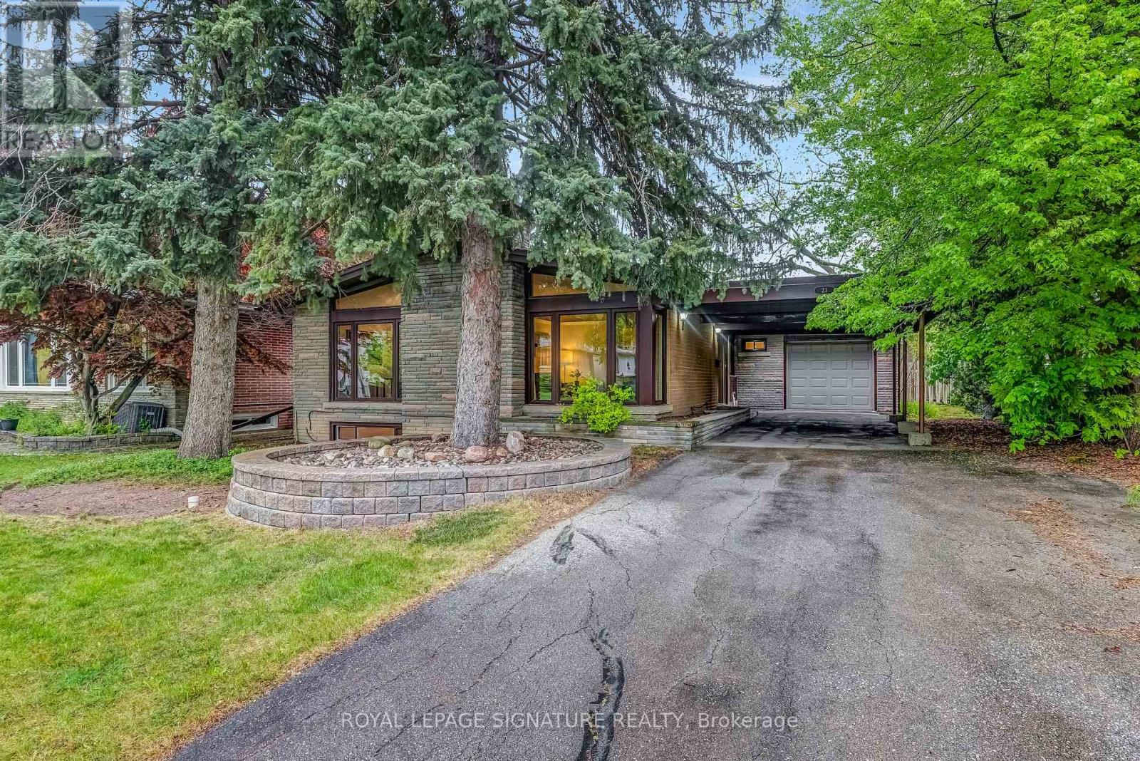 23 Palomino Crescent, Toronto, Ontario  M2K 1W2 - Photo 1 - C12189176