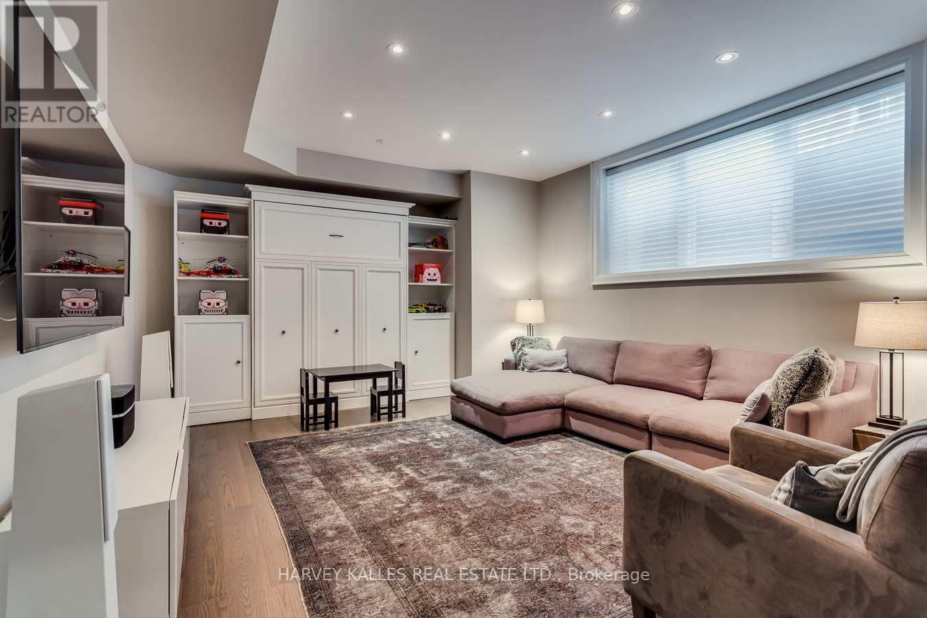 45 Cuthbert Crescent, Toronto, Ontario  M4S 2G9 - Photo 42 - C12189210