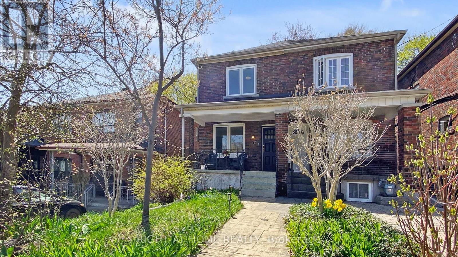 110 Roseneath Gardens, Toronto, Ontario  M6C 3X6 - Photo 1 - C12189287