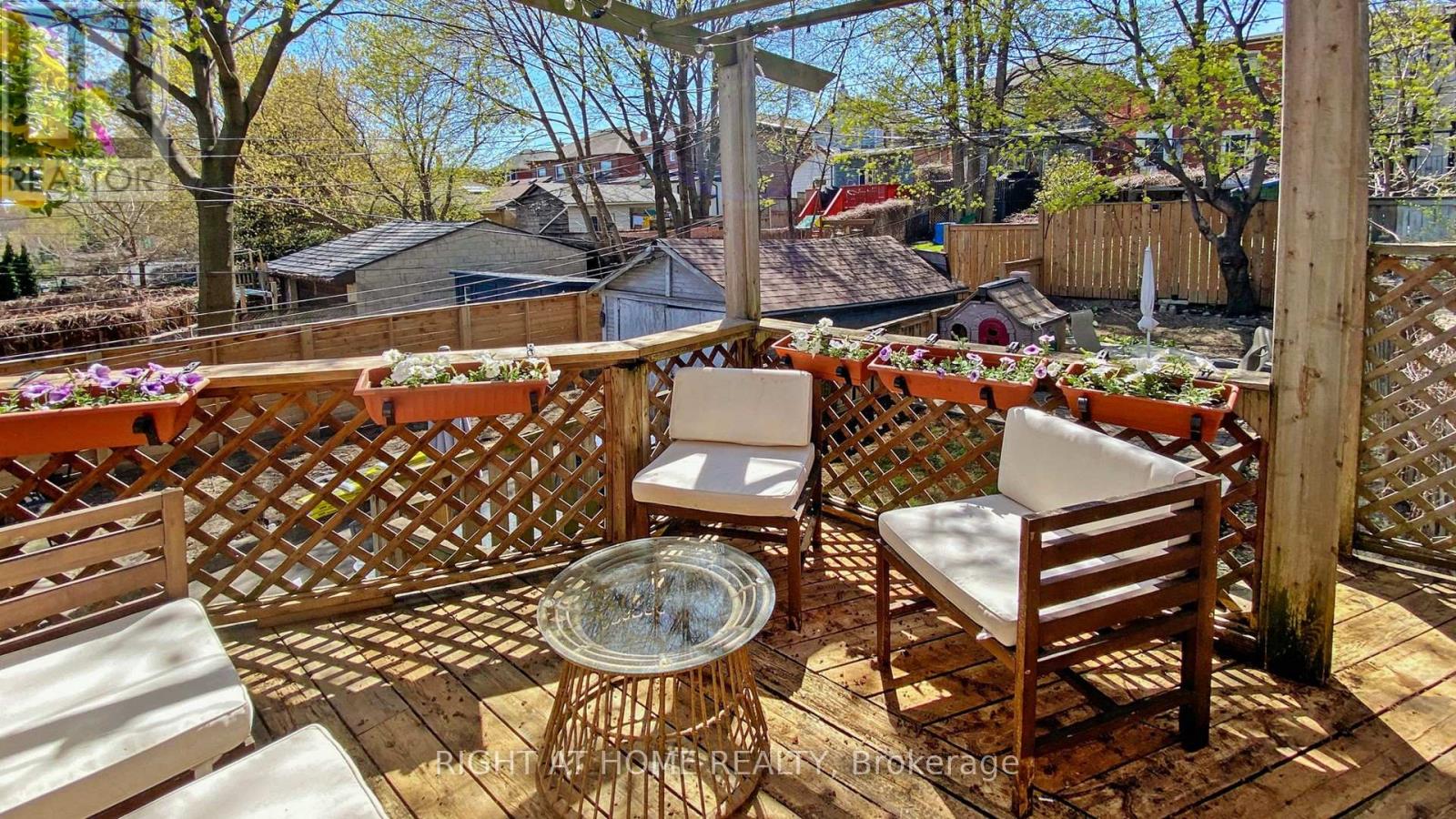 110 Roseneath Gardens, Toronto (Oakwood Village), Ontario  M6C 3X6 - Photo 15 - C12189287