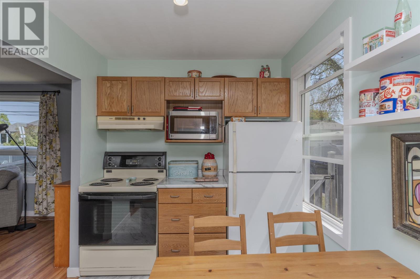 377 Leslie Ave, Thunder Bay, Ontario  P7A 1X6 - Photo 19 - TB251459