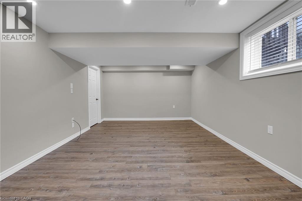 10 Bellflower Boulevard, Hamilton, Ontario  L0R 1P0 - Photo 36 - 40735632
