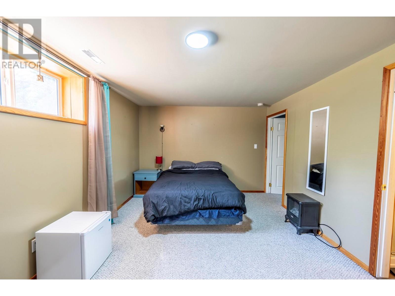 2186 CAMPBELL Road, Golden, BC V0A1H7