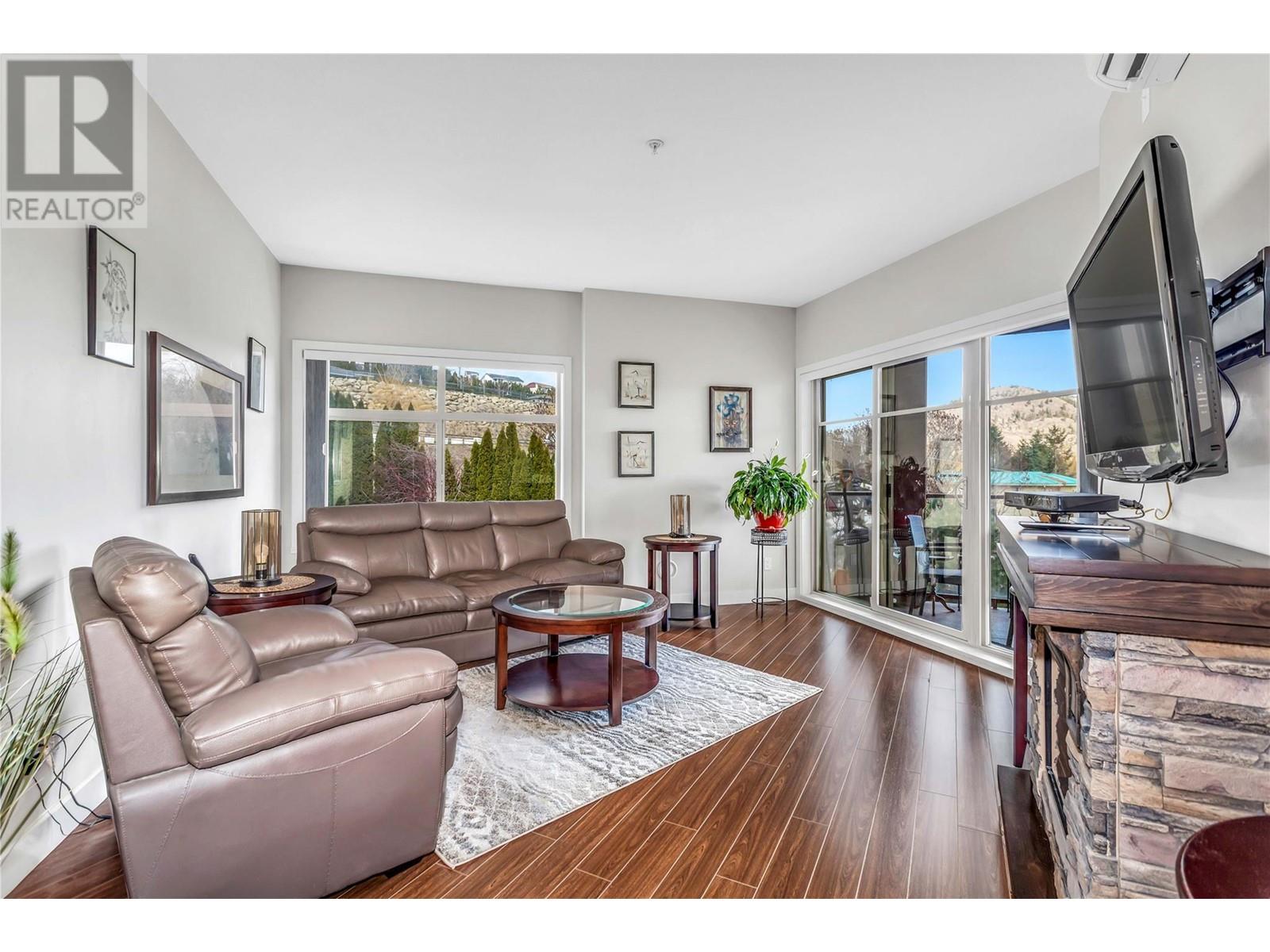 Property at 3205 Skyview Lane Unit# 409 image 5