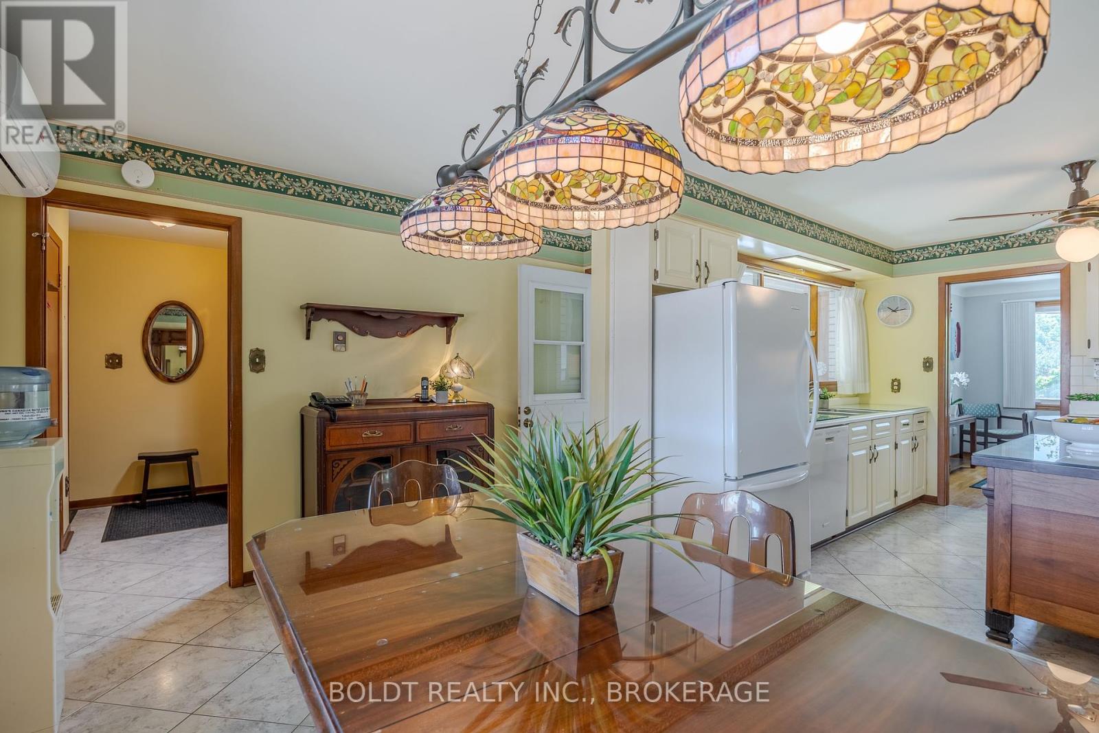 2010 Hansler Street, Pelham (North Pelham), Ontario  L0S 1M0 - Photo 17 - X12189447